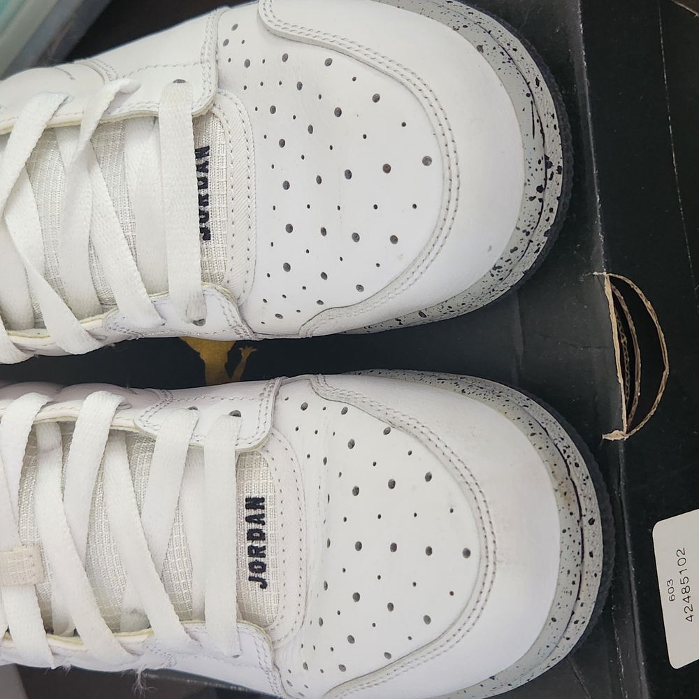 Jordan Kids White Sneakers